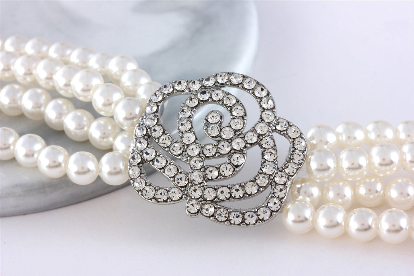 Four-row Pearl-studded Rose Cat And Dog Ornament Accessory