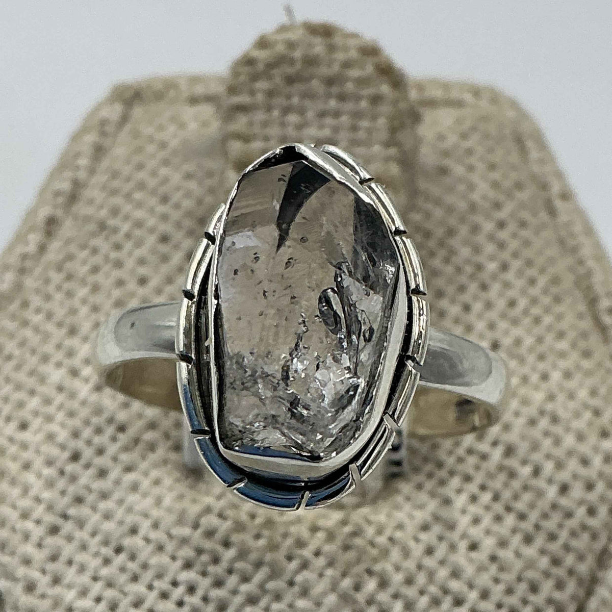 Anillo de diamante de Herkimer forrado en plata de ley - Talla 7 - Claridad, intuición y alineación