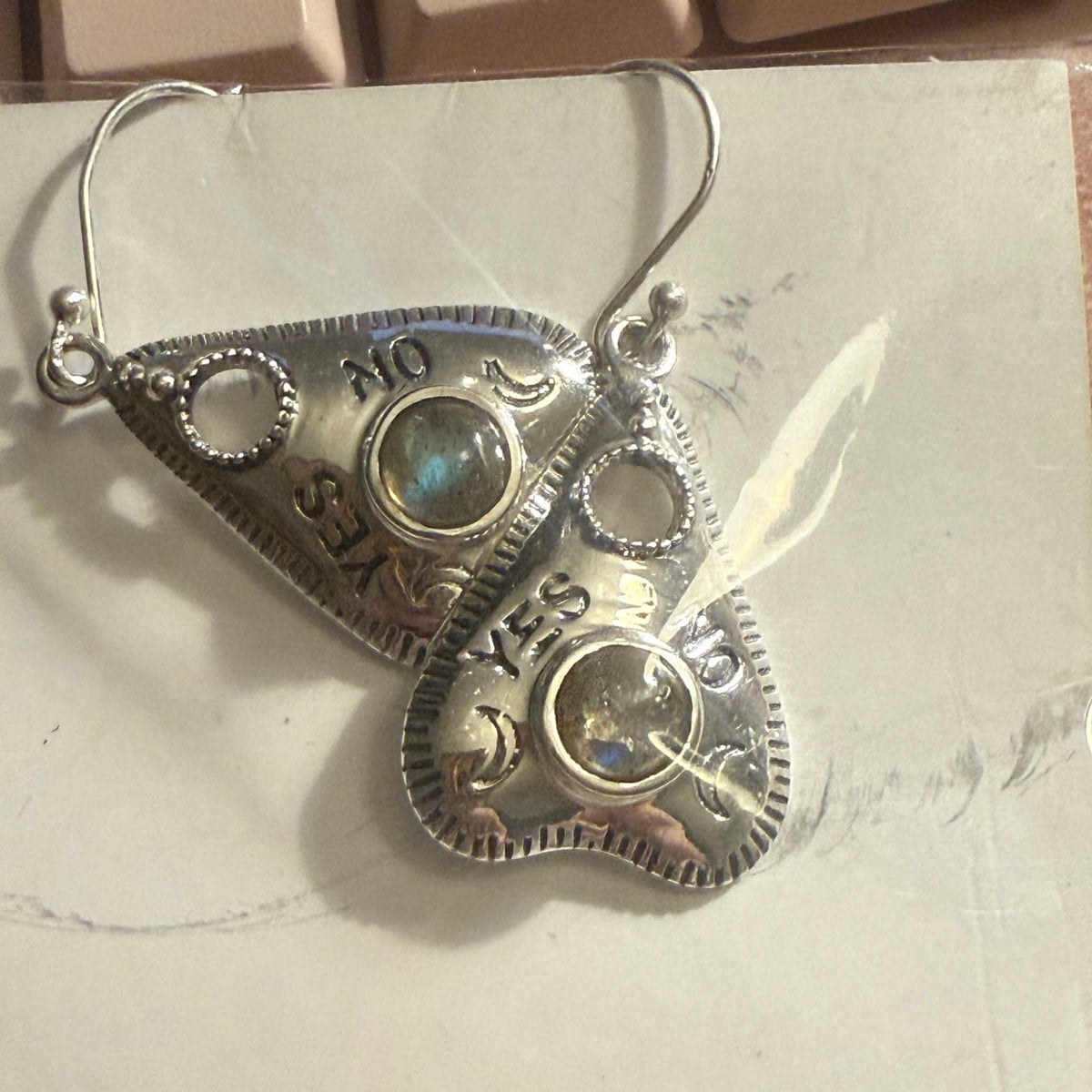 Pendientes de planchette de Ouija de labradorita en plata de ley