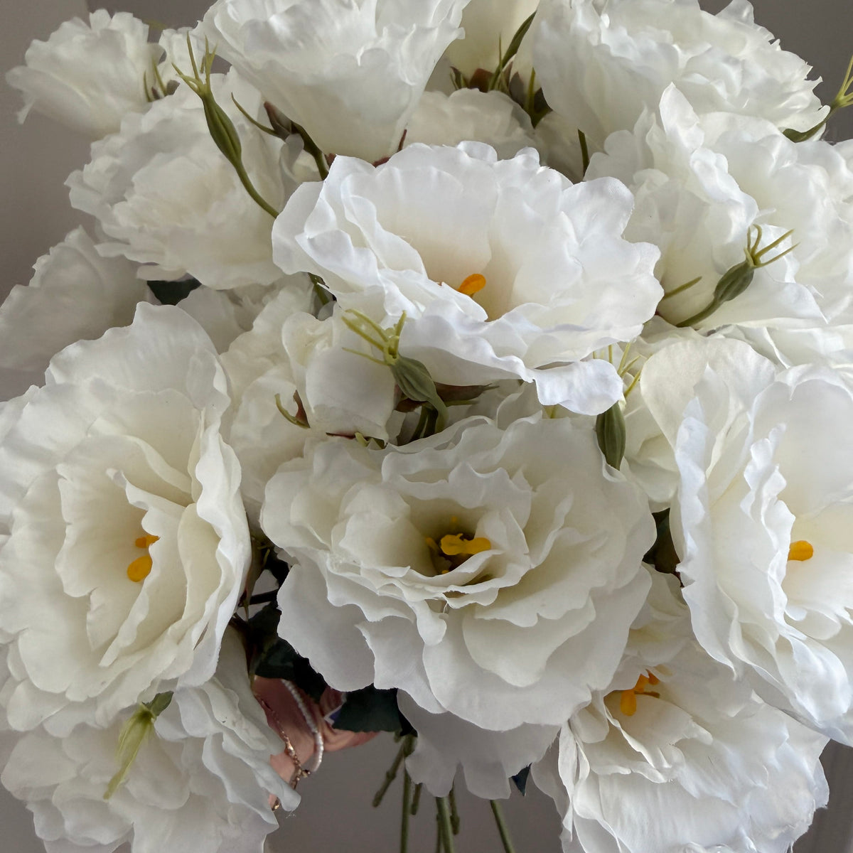 Ramo de lisianthus blanco | Tallo floral artificial de 21" | Flor artificial