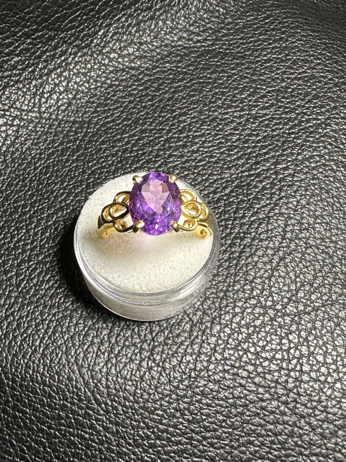 Anillo de amatista talla 10 - "Reina Dorada"