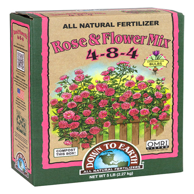 Mezcla de rosas y flores Down To Earth 4-8-4