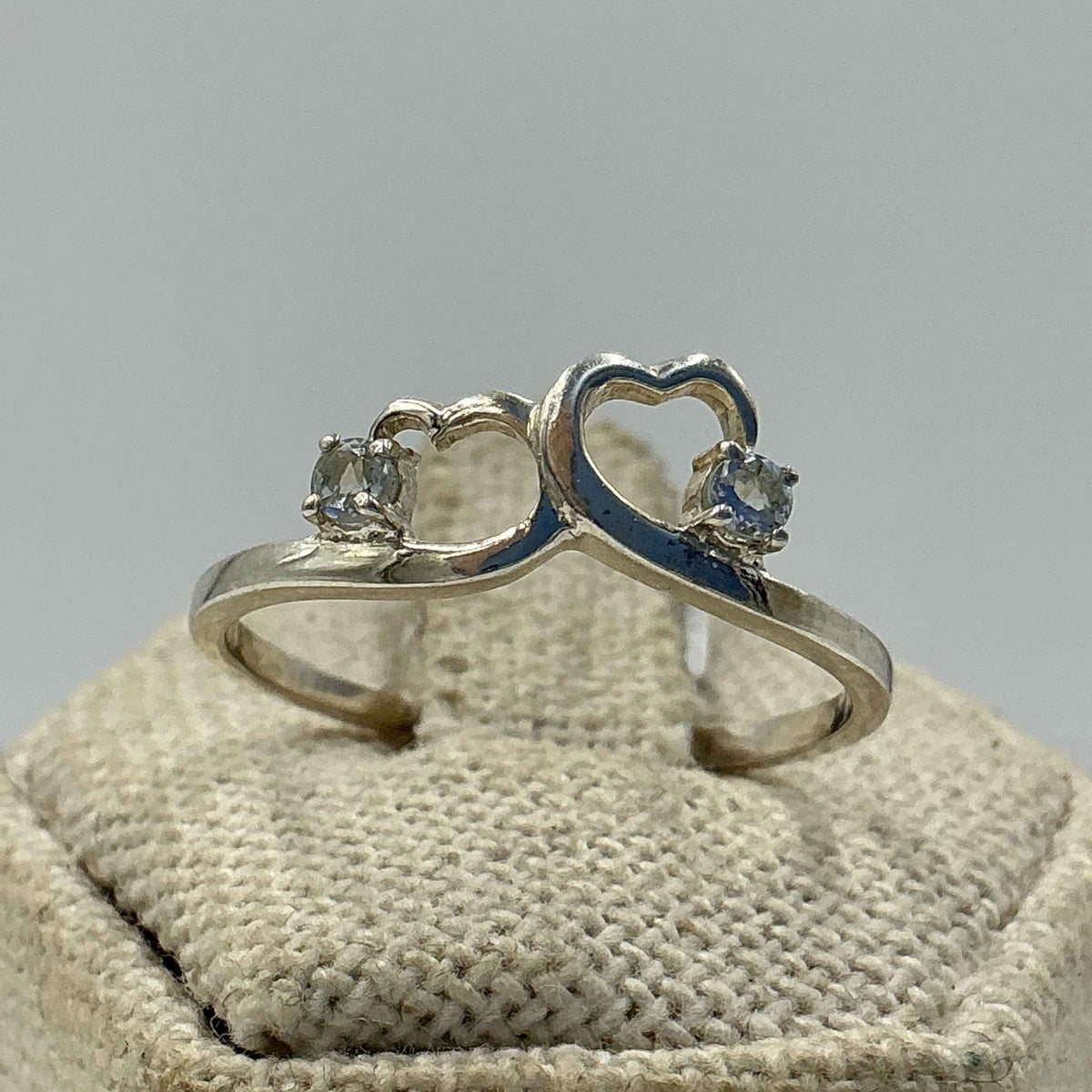 Anillo de plata de ley con doble corazón y aguamarina - Talla 10 - Paz, valentía y comunicación clara