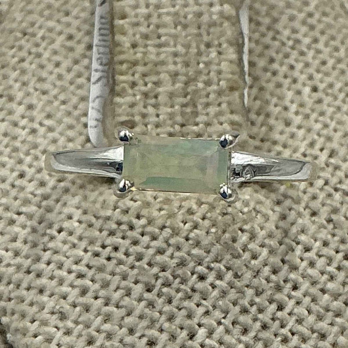 Anillo de plata de ley con ópalo etíope – Talla 5 – Creatividad, inspiración y sanación emocional