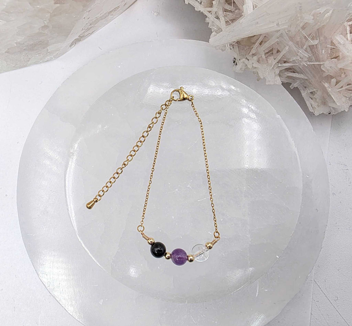 ESPACIO SAGRADO - Conjunto de joyas de cuarzo transparente, amatista y ónix negro