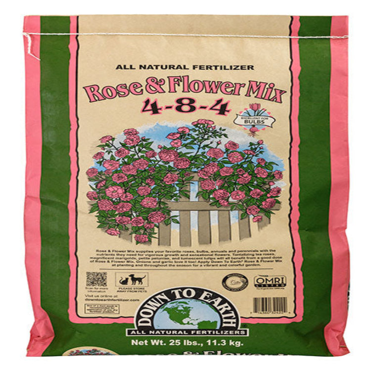 Mezcla de rosas y flores Down To Earth 4-8-4