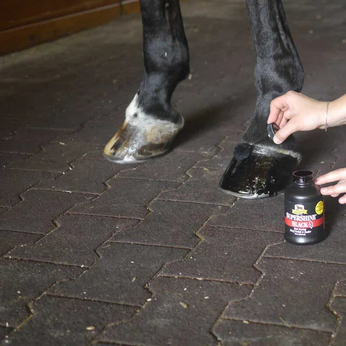 Absorbine SuperShine Hoof High Gloss Polish Shine and Sealer 8 oz.