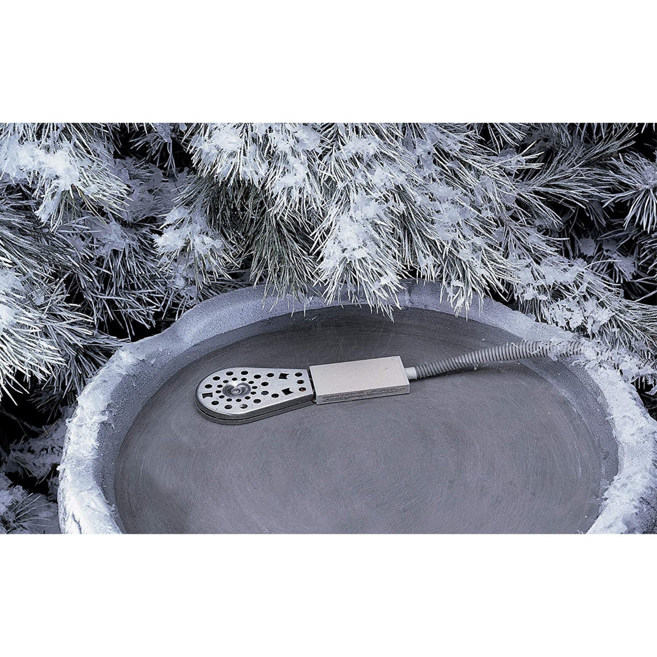 API Bucket & Bird Bath De-Icer 200W Safe Thermostat Water Heater Outdoors