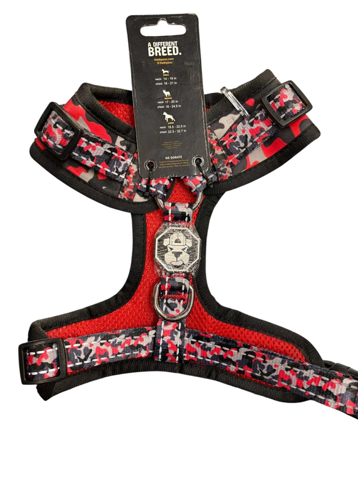 FreshPawz Fully Adjustable Harness Breathable/Reflective Size SMALL Red Camo