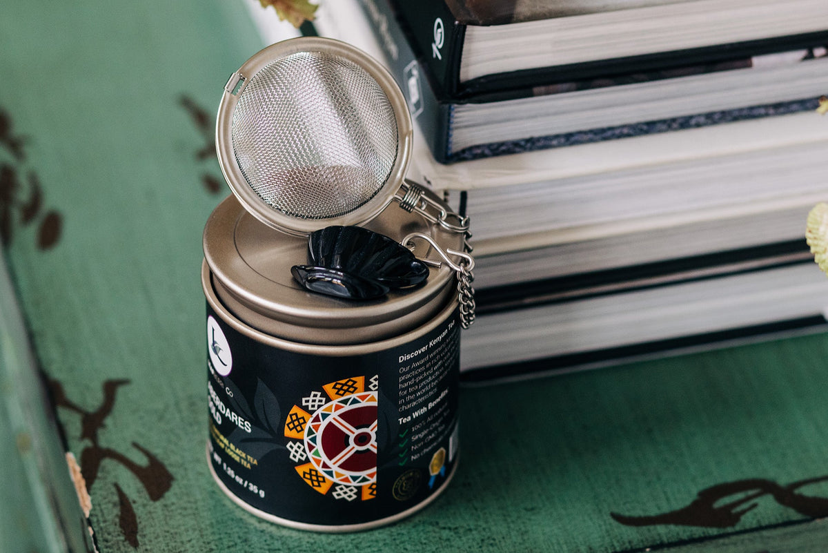 Caja de muestra de té negro keniano de 5 latas
