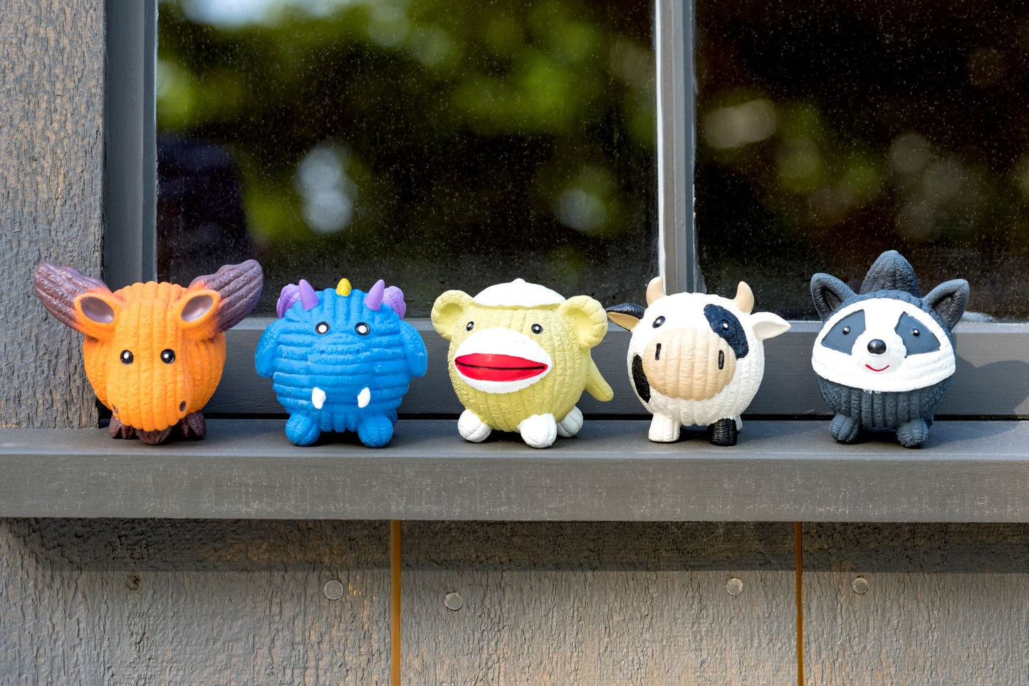 Ruff-Tex® Bucket of Latex Balls Dog Toys, 10 Pack, Small