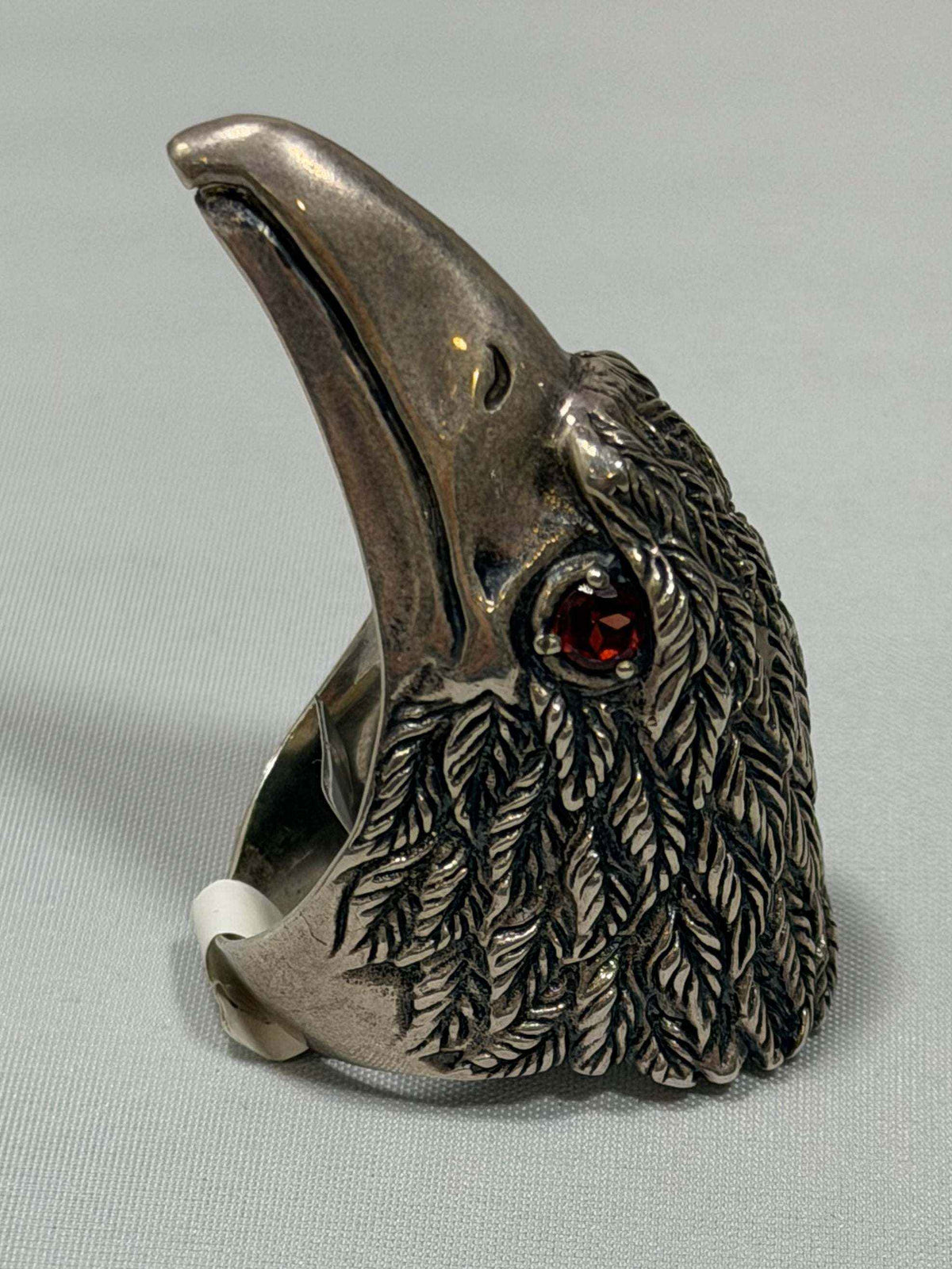 Anillo Raptor de Plata de Ley - Talla 10 - Ojos de Granate