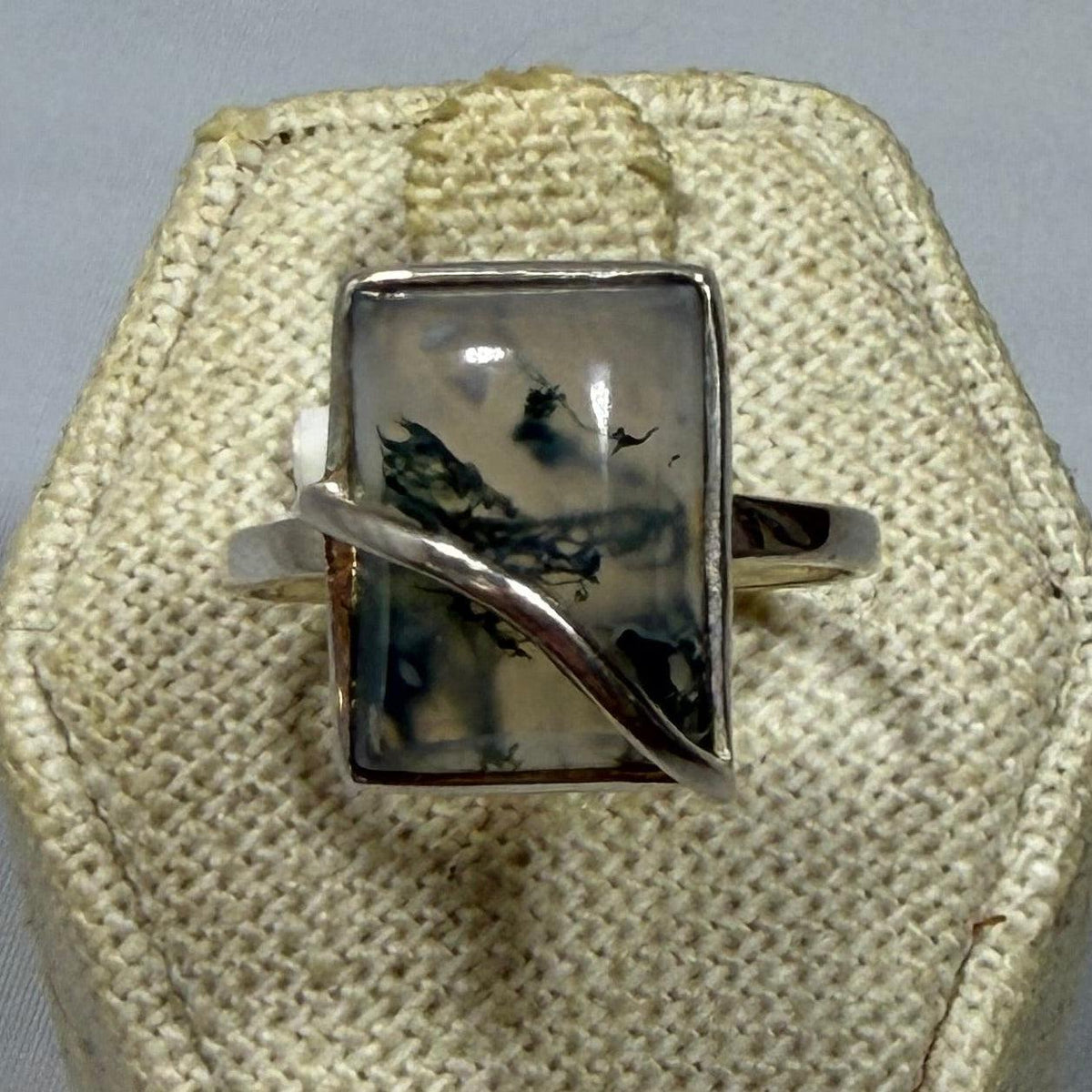 Nuevo anillo de ágata musgosa talla 9 (04.8032)