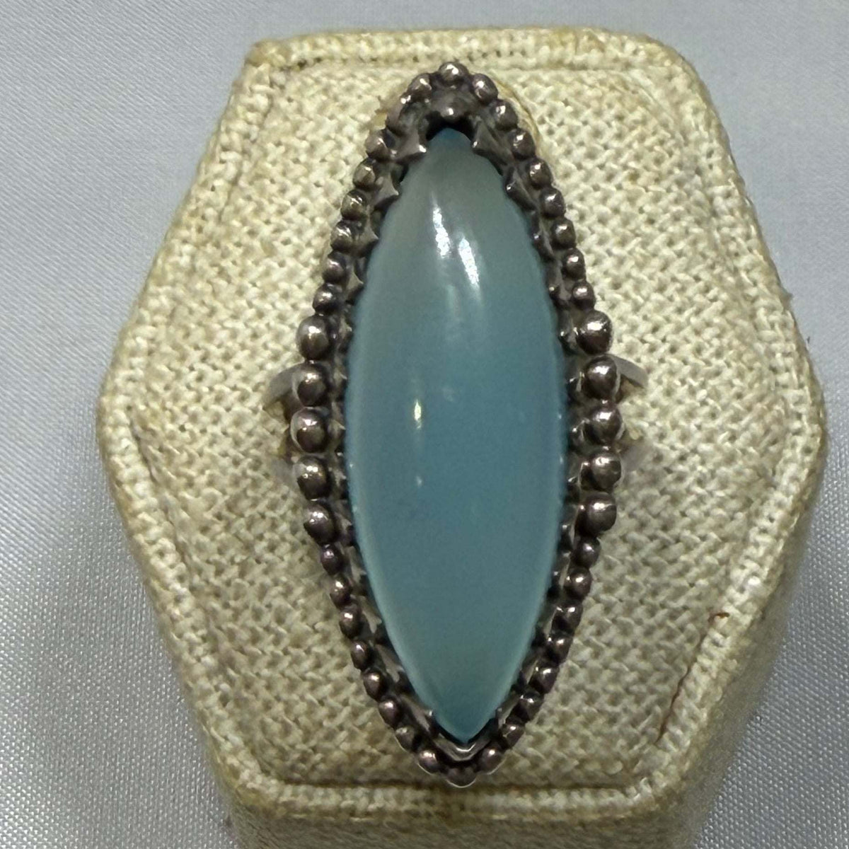 Anillo de calcedonia - Talla 7 - Divino