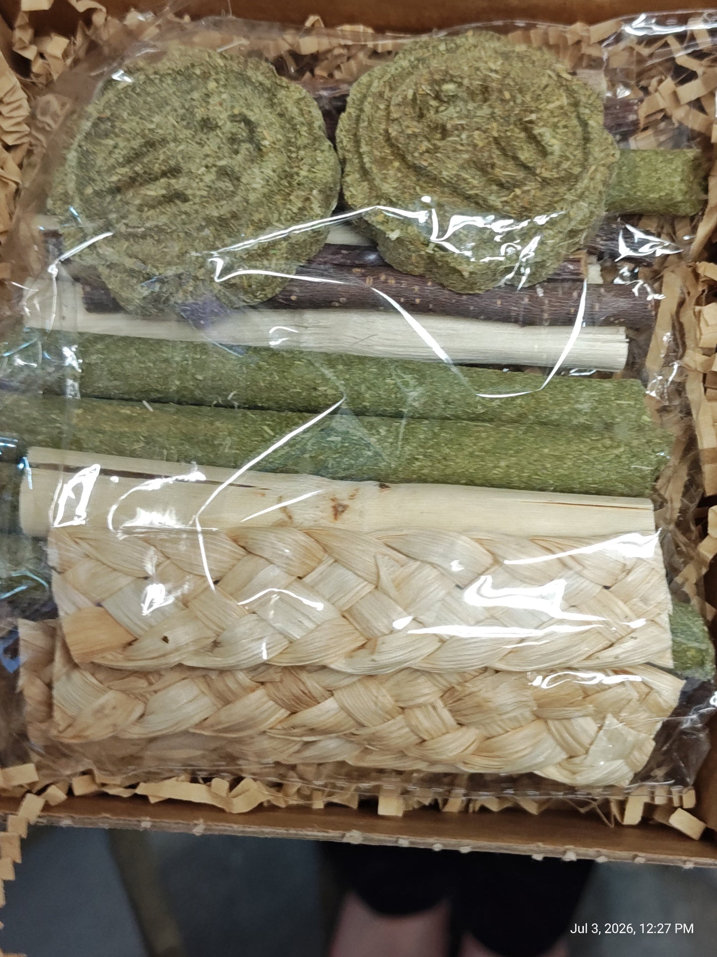 Play & Chew Toys & More Perfect for Cavy, Rabbits & Rodents