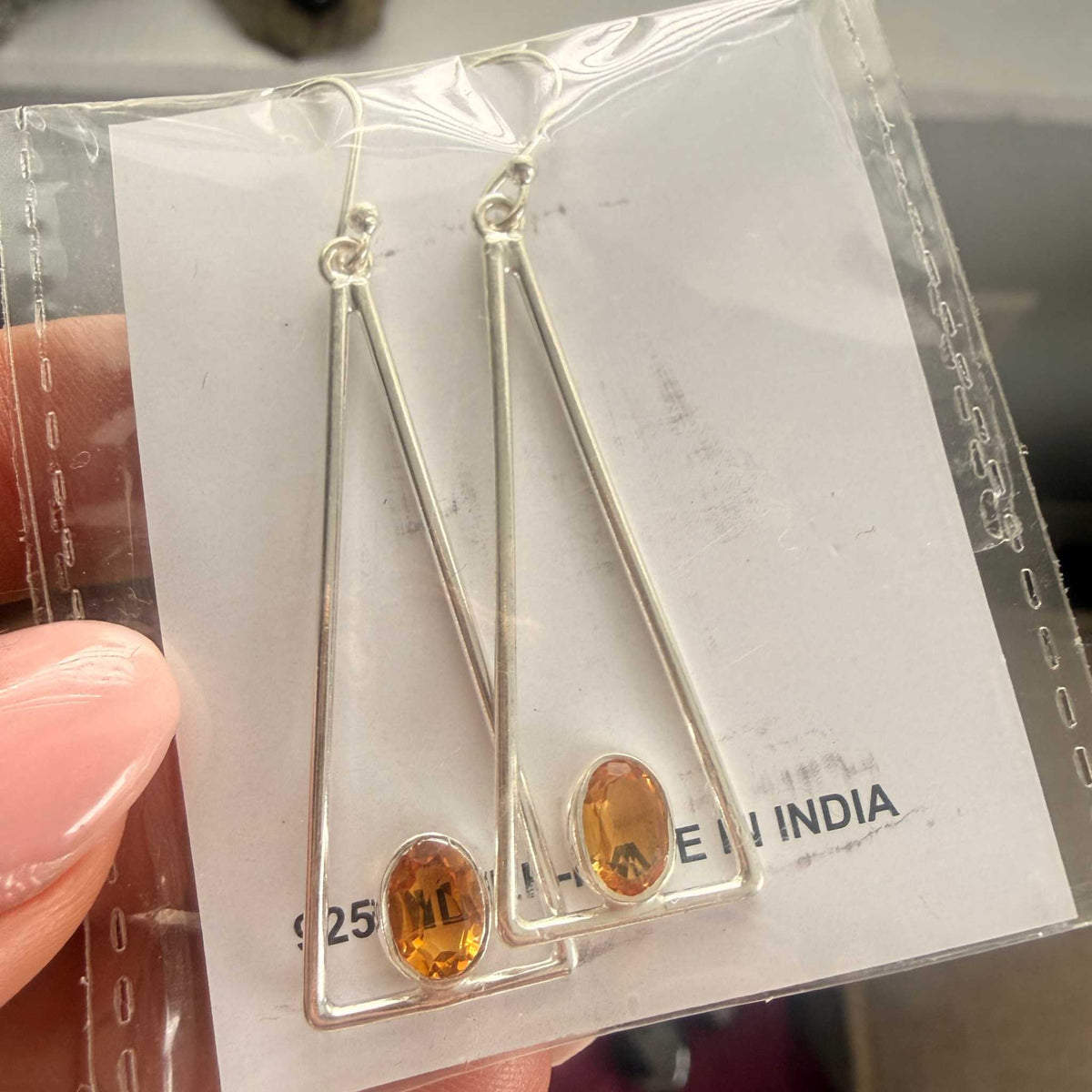 Pendientes de plata de ley con citrino triangular