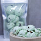 Bocaditos de helado de chocolate y menta liofilizados