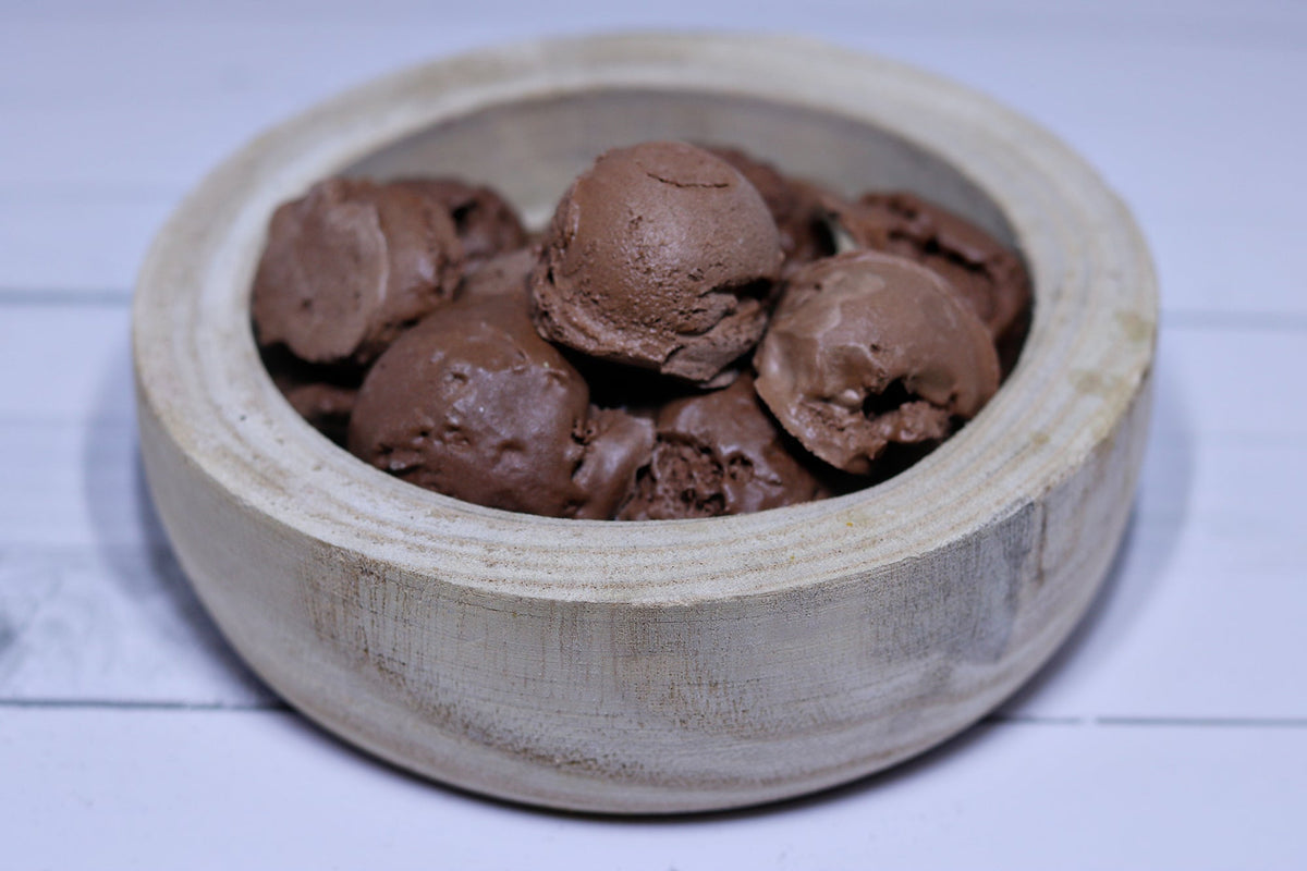 Bocaditos de helado de chocolate liofilizado