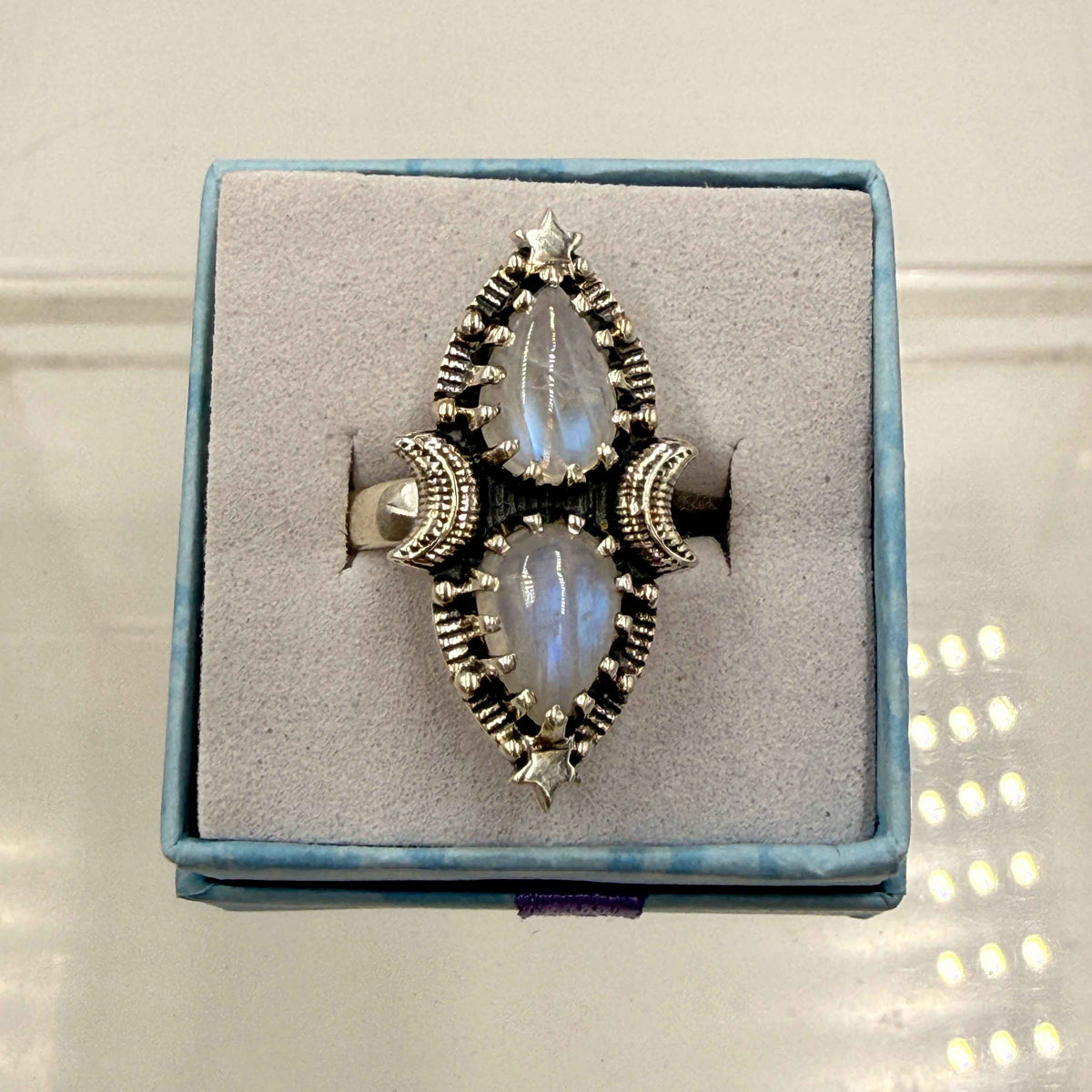 Anillo celestial de plata de ley con doble piedra lunar en forma de lágrima - Talla 5 - Místico, protector y de despertar