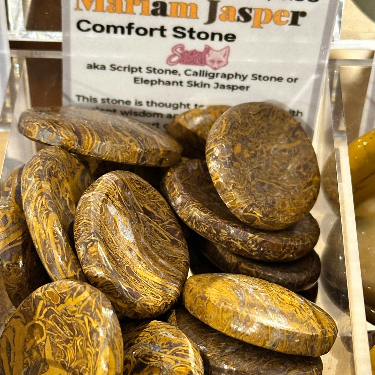 Piedra de confort con caligrafía de Mariam