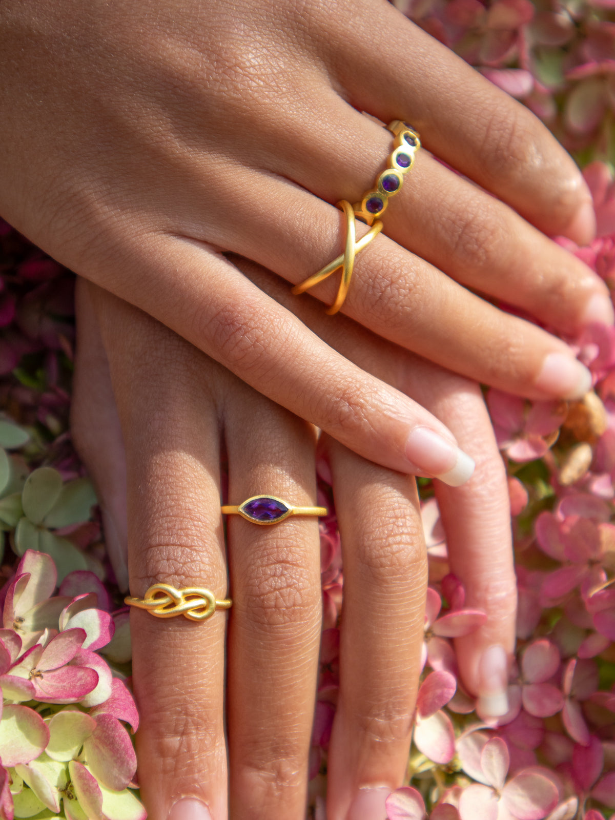 Aria Infinity Band Ring