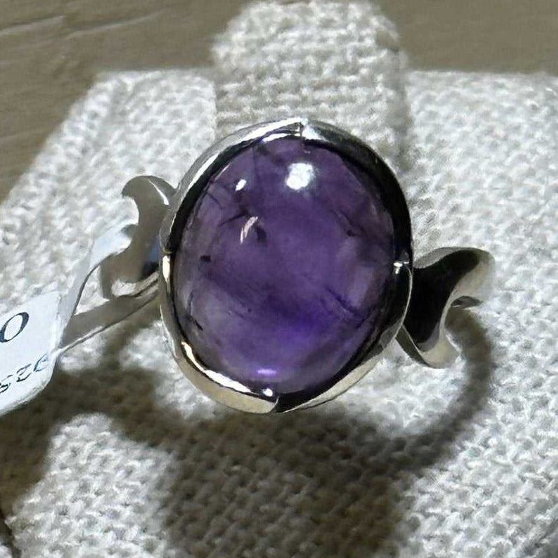 Anillo de amatista talla 6 (04.2032)
