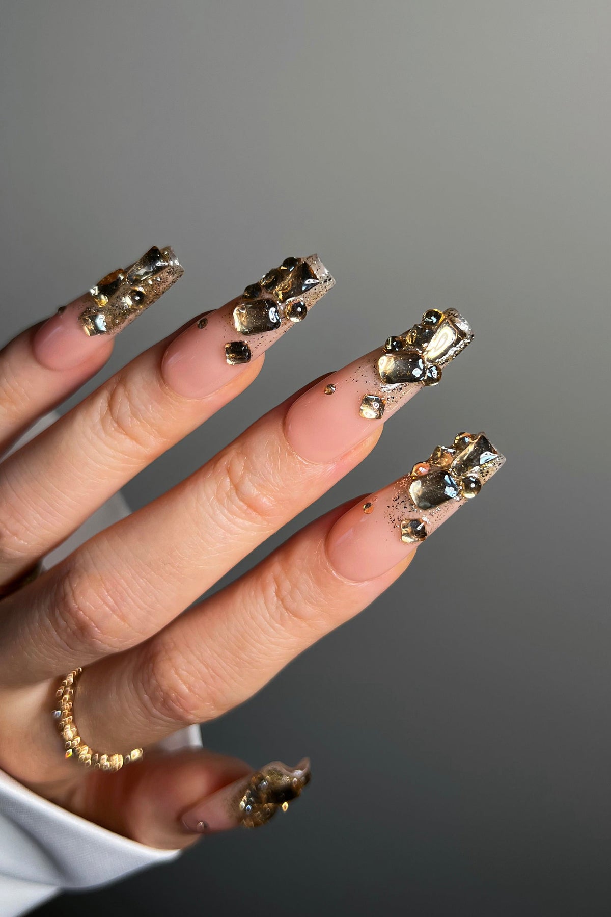 Oro de Cleopatra | Uñas de gel profesionales hechas a mano