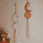 Atrapasoles de arcilla con luna creciente