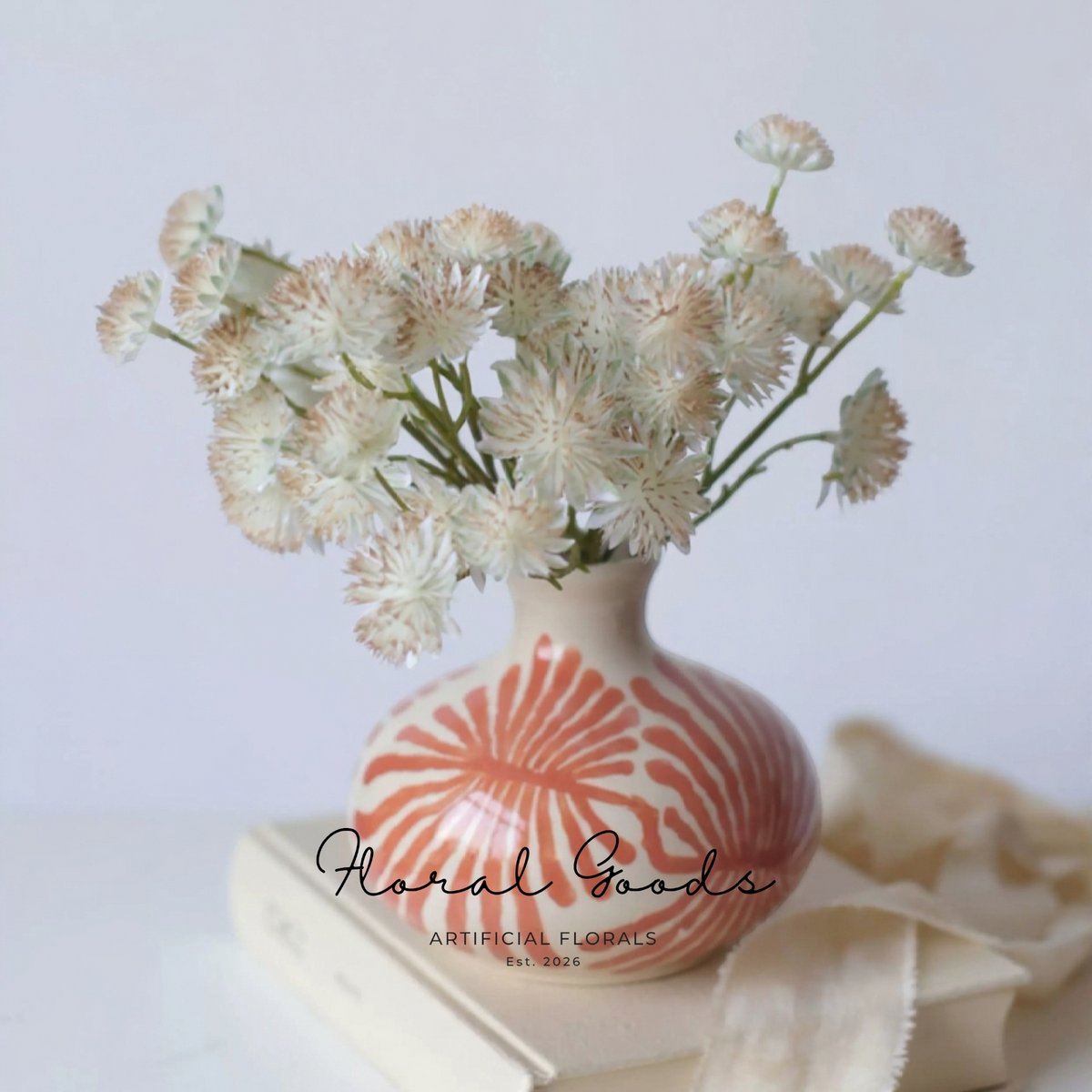 Starry Astrantia Stem – 23.6"