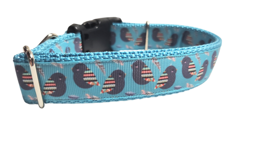 Striped Winged Bird Nylon Dog Collar