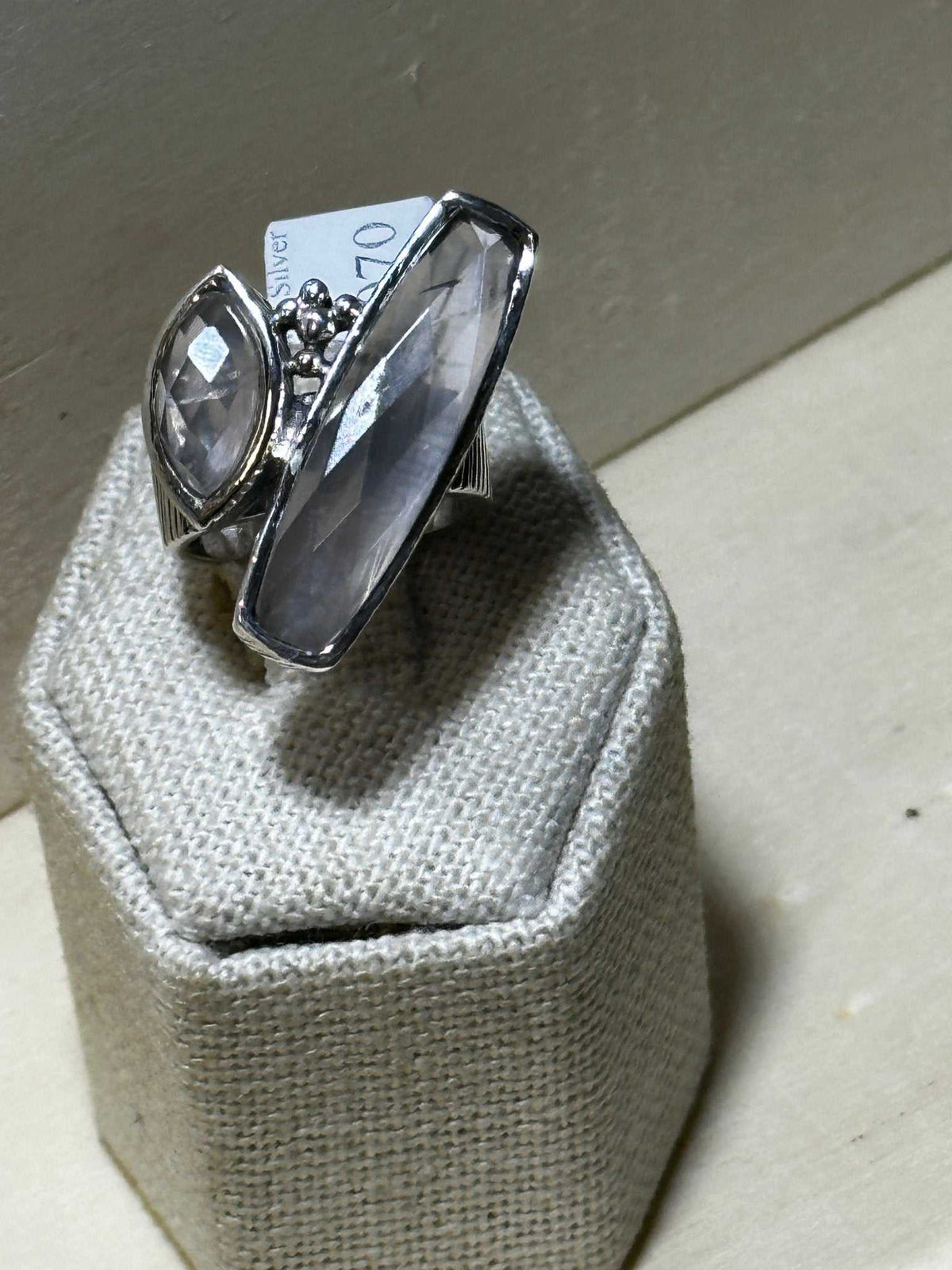 Anillo de cuarzo rosa talla 7 (12.2070)